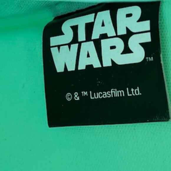 Star Wars Baby Yoda Sequin Mini Backpack Mandalorian Disney - Picture 6 of 12